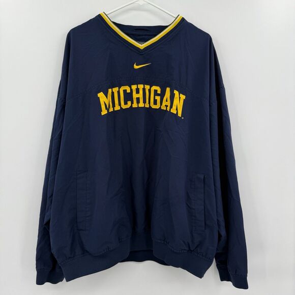 nike michigan windbreaker